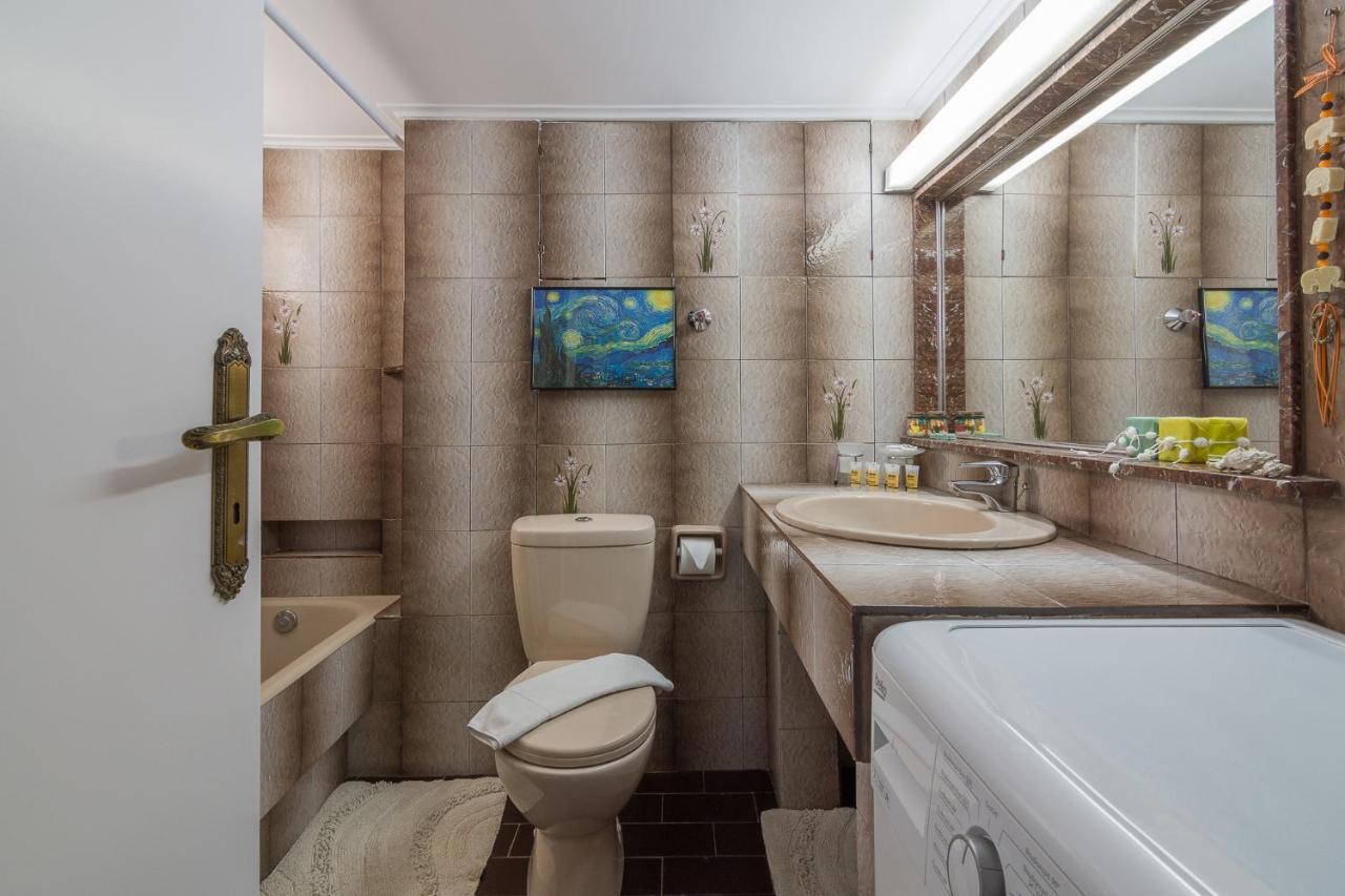 Nice 2Bedroom Apartment In Pagkrati Atene Esterno foto