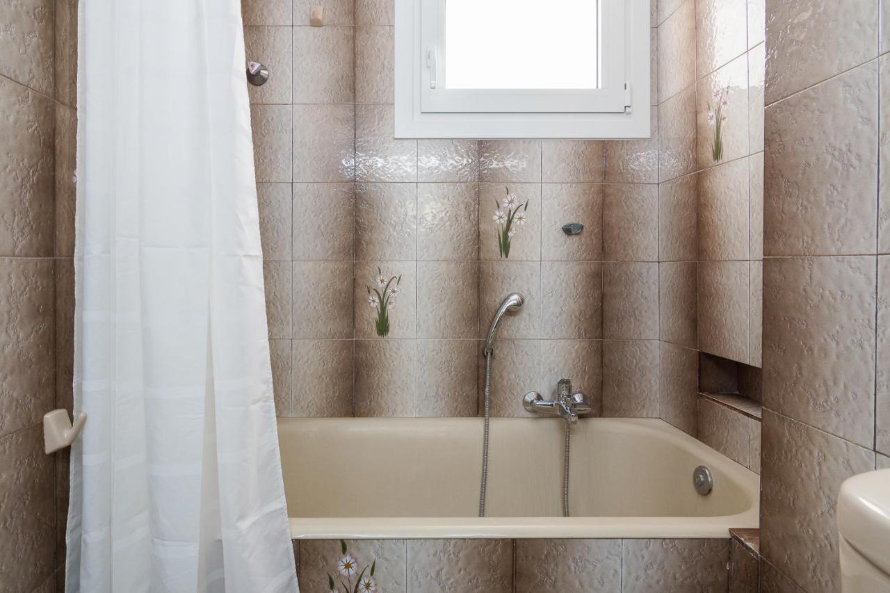 Nice 2Bedroom Apartment In Pagkrati Atene Esterno foto